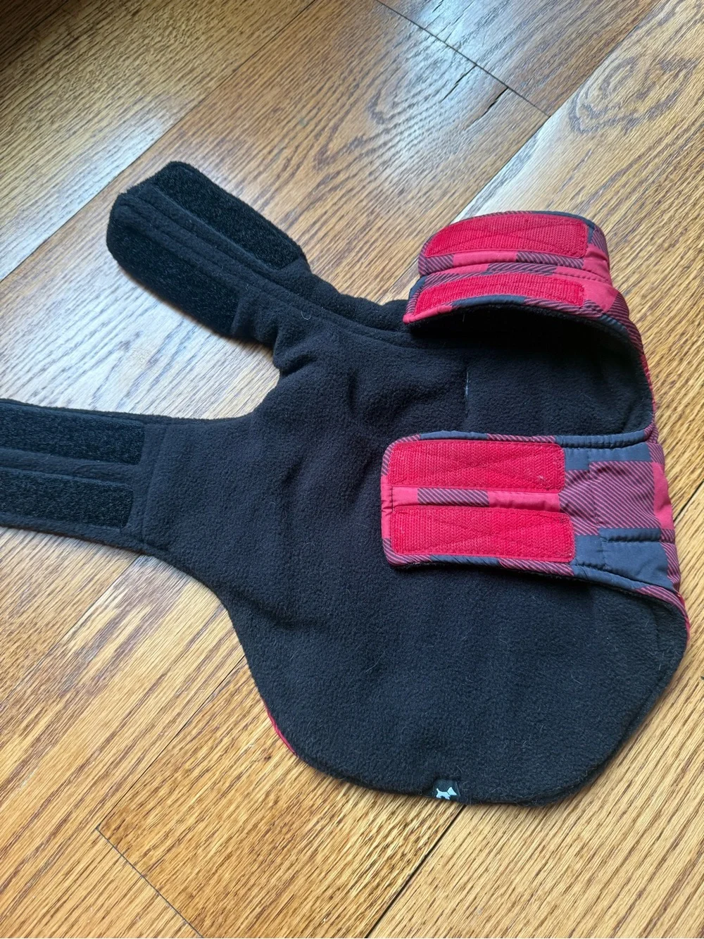 Hotel Doggy XS dog pet cat buffalo plaid red black coat jacket Xsmall